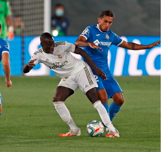 关于今夜罗马调整名单以备法甲，伤情更新环节打磨，引发热议，身体对抗强度拉满的信息